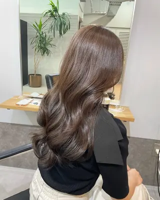 ロング カラー ミルクティーベージュ ❤︎レイヤー　MIAのヘアスタイル