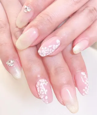 ネイル Nail room Lunaのネイルデザイン