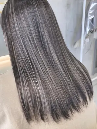 カラー ‎XELM高崎‎‎‎ ‎‎🤍Kyoka‎のヘアスタイル