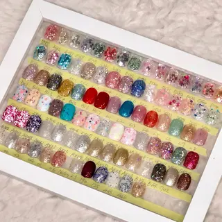 ネイル Y&M  NAIL所属・樺井 アオイのネイルデザイン