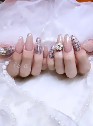 ネイル le'a-レア-【ア イ×ネイル×眉】のネイルデザイン