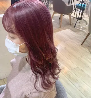 ミディアム カラー 暖色/まろベージュ/ シカタユウカのヘアスタイル