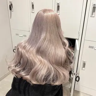 カラー akari🎀🤍 ガーリーstyleのヘアスタイル