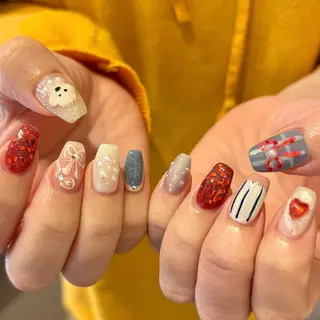 ネイル amuse 手書きニュアンスのネイルデザイン