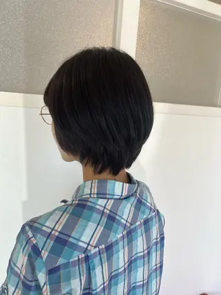 ショート カラー 堀越 エリのヘアスタイル