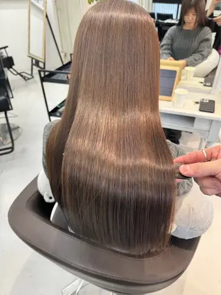 ロング 山崎結菜 🫧透明感カラーのヘアスタイル