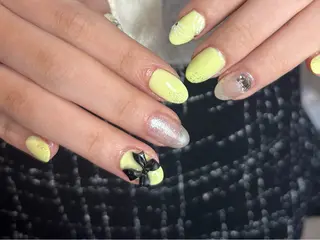 ネイル Salute本店 🦋仲原里佳のネイルデザイン