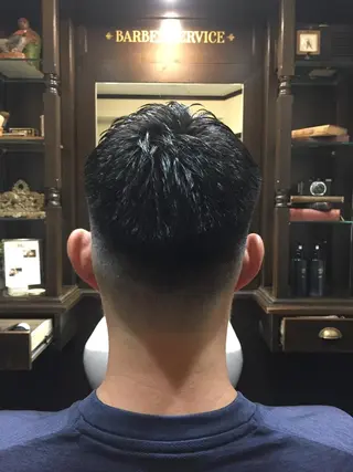 ショート ヒロ銀座ヘアーサロン 五反田店所属・寺嶋 涼のヘアスタイル