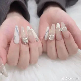 ネイル FLY NAIL&Eyelash Salon 梅田店所属・YUKI FUKUMARUのマツエク・マツパデザイン