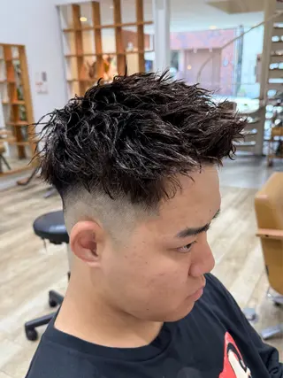ショート パーマ メンズ peakshair所属・北堀江メンズパーマ 特化◎下村悠人のヘアスタイル