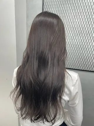 セミロング 🌟透け感カラー 髪質改善Ando🌟のヘアスタイル