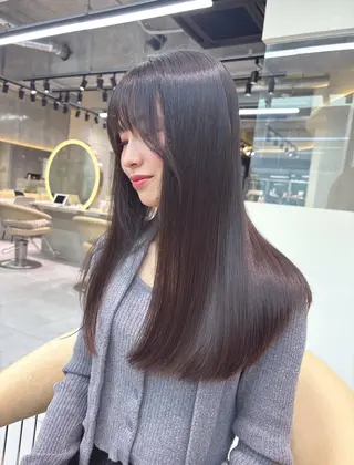 セミロング 福岡縮毛矯正✨️ ストレート 向井和輝のヘアスタイル