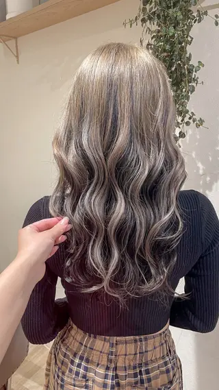 ロング カラー 似合わせカット ▫️ｲﾁｶ🌻のヘアスタイル