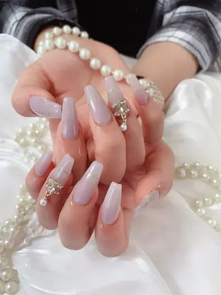 ネイル ネイルサロンAiri 長さ出し·シンプルのネイルデザイン