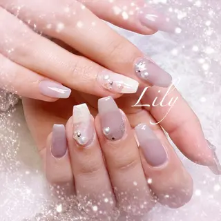 ネイル Nailsalon Lilyのネイルデザイン