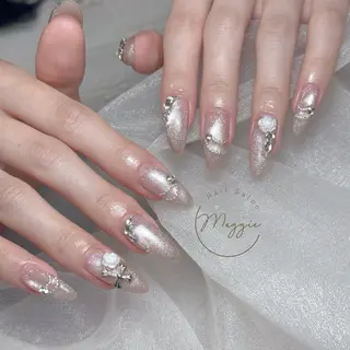 ネイル Maggie Nail🦩のネイルデザイン
