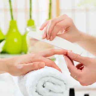 ネイル パラジェル/オフ無料 💅Rioのネイルデザイン