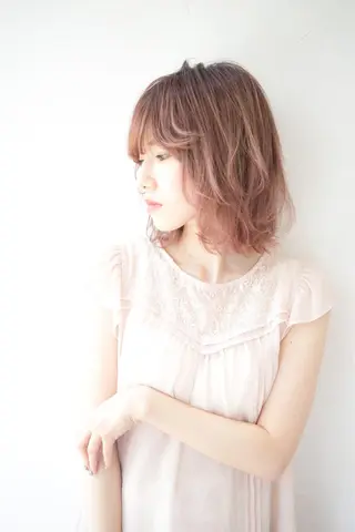 ミディアム pesca 仙台駅前店所属・🖤オサダ マナミ🖤のヘアスタイル