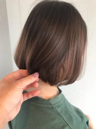 ショート カラー 佐山 聖玲奈のヘアスタイル