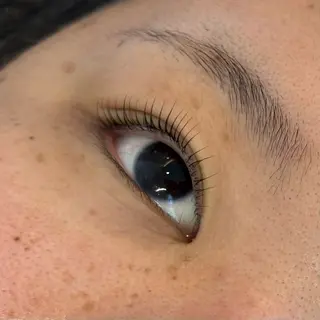 マツエク・マツパ No.3 Lash & Brow【まつ毛と眉の専門店】前橋店所属・フクシマ ユウカのマツエク・マツパデザイン