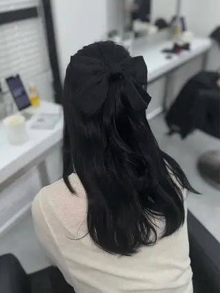 ロング カラー 🩶niina 暗髪韓国系カラー🩶のヘアスタイル