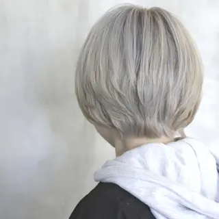 ミディアム カラー ill副店長 立和田純也のヘアスタイル