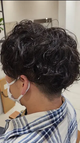 メンズ パーマ “垢抜けパーマヘア” 佐藤ジルのヘアスタイル