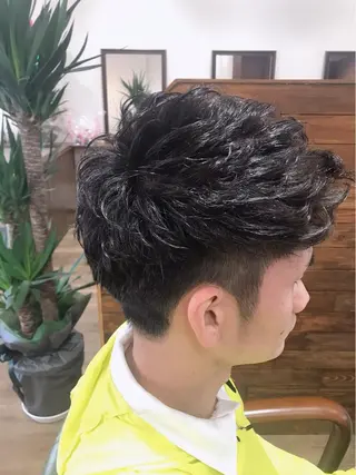 ショート パーマ メンズ Rug Relief所属・Rug Relief 吉田のヘアスタイル