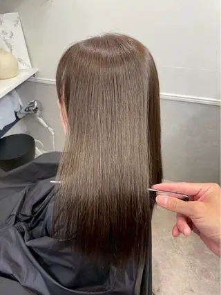 ロング soigne 表参道【ソワネ】所属・艶髪🩰透明感カラー 🫧あやみのヘアスタイル