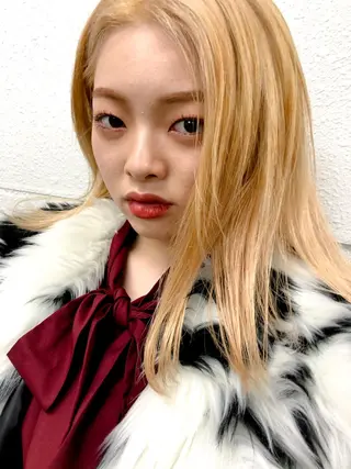 カラー ショートボブ /綾華のヘアスタイル