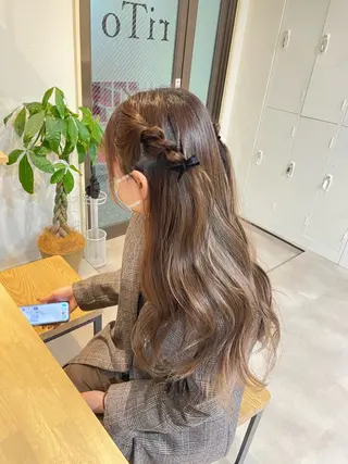 セミロング velua所属・velua yumekaのヘアスタイル