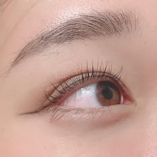 マツエク・マツパ 菅野 美咲のヘアスタイル