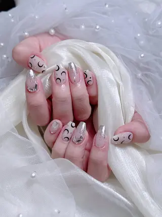 ネイル 🎀も ものネイルデザイン