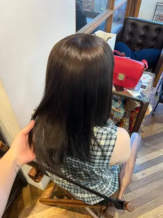 ミディアム カラー HOMIE TOKYO所属・sora / 渋谷 / ハイトーンのヘアスタイル