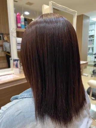 ミディアム まとまる艶髪艶カラー 🎀内田さわか💛のヘアスタイル