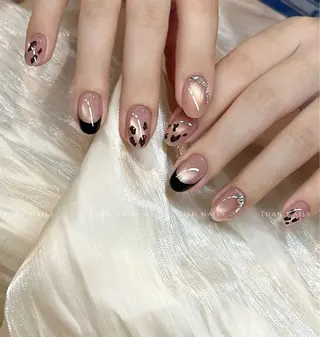 ネイル Dola Nail ユキンイのネイルデザイン
