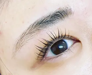 マツエク・マツパ アイブロウ eyelist mikiのマツエク・マツパデザイン