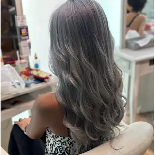 ロング 外国人風カラー🔱 YUZUKIのヘアスタイル
