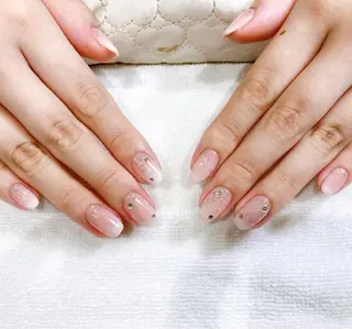 ネイル Nest 平出のネイルデザイン