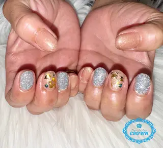 ネイル CROWN プライベートサロンのネイルデザイン