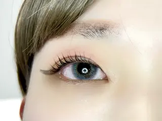 パーマ ビューティーサロンFeliz 浜松町店所属・Feliz Saitoのマツエク・マツパデザイン