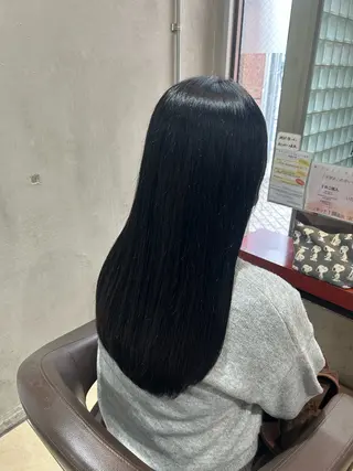 ロング 勝屋 有梨のヘアスタイル