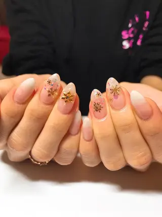 ネイル 木槿所属・吉冨 光恵のネイルデザイン