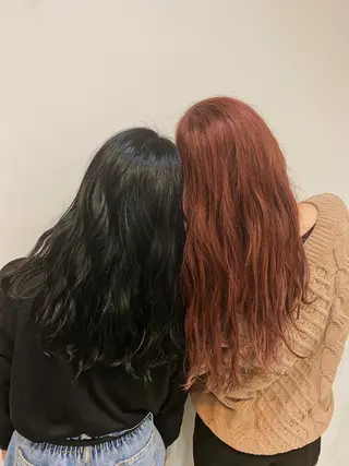 ロング カラー ioe 岡本のヘアスタイル