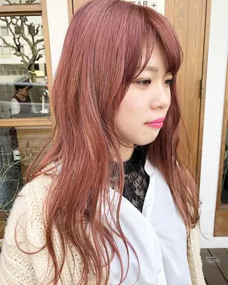 ロング クロスパーマ× 透明感カラー✂︎のヘアスタイル