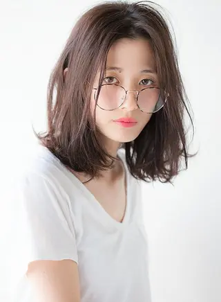 ミディアム カラー パーマ u hair所属・こばやし ももこのヘアスタイル