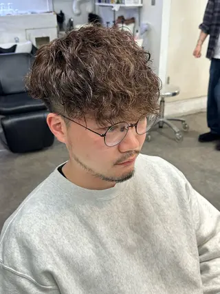 パーマ メンズ fifth men's原宿所属・fifth/原宿/ シャドウパーマ/カズのヘアスタイル