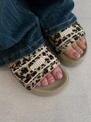 ネイル DEEokazaki momonaのネイルデザイン