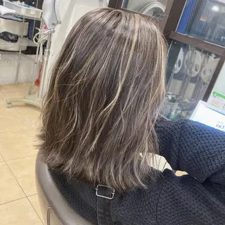 ミディアム lien ヒジリのヘアスタイル