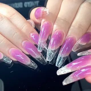 ネイル NES NAIL所属・さゆり￤推しキャラ ￤ロングネイル🩷のネイルデザイン